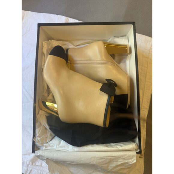 Chanel Short Boots Women 37.5 Beige Black Lambskin Grosgrain Bow Cap Toe BOW - Picture 4 of 5